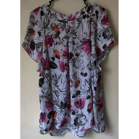 Worthington Women Floral Tunic Top Sheer V-Neck Short Sleeve Size 3X Black/White - Picture 2 of 4